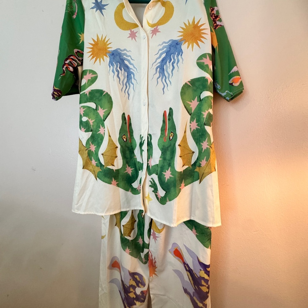 SHEIN White Button-Down Shirt with Green Dragon and Multicolor Celestial Print